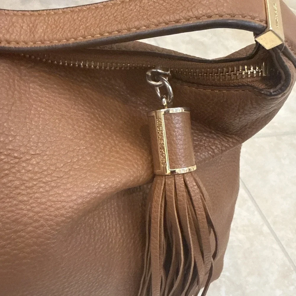 Michael Kors Slouch Purse Shoulder‎ Bag Tassel Brown Leather Hobo Boho Festival